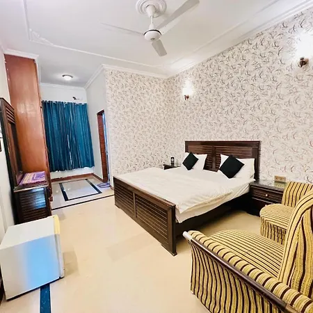 Step Inn Guest House Islamabad-3